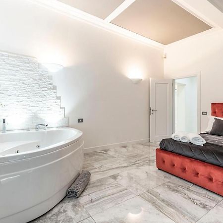 Trevi Luxury Apartment Jacuzzi Roma Ngoại thất bức ảnh